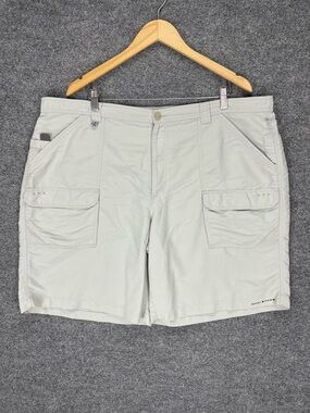 Columbia PFG Shorts Men’s 44 Beige Lightweight Performance Fishing Nylon Cargo